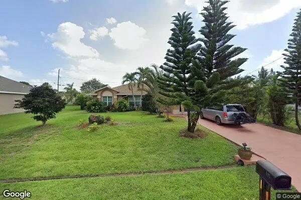 Street view of a motivated seller property